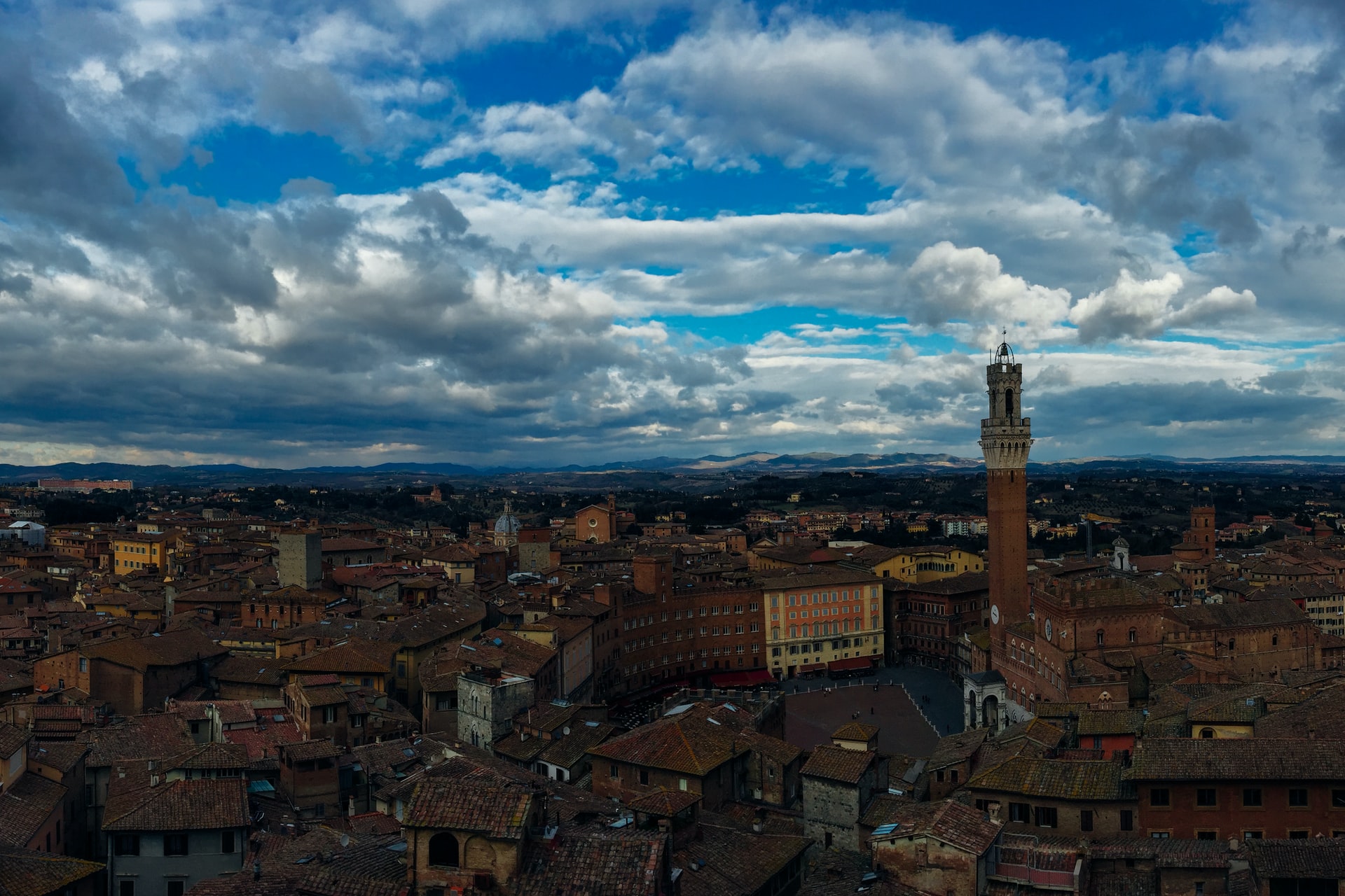 Oil and bicycle: in Siena the recovery starts from sustainability