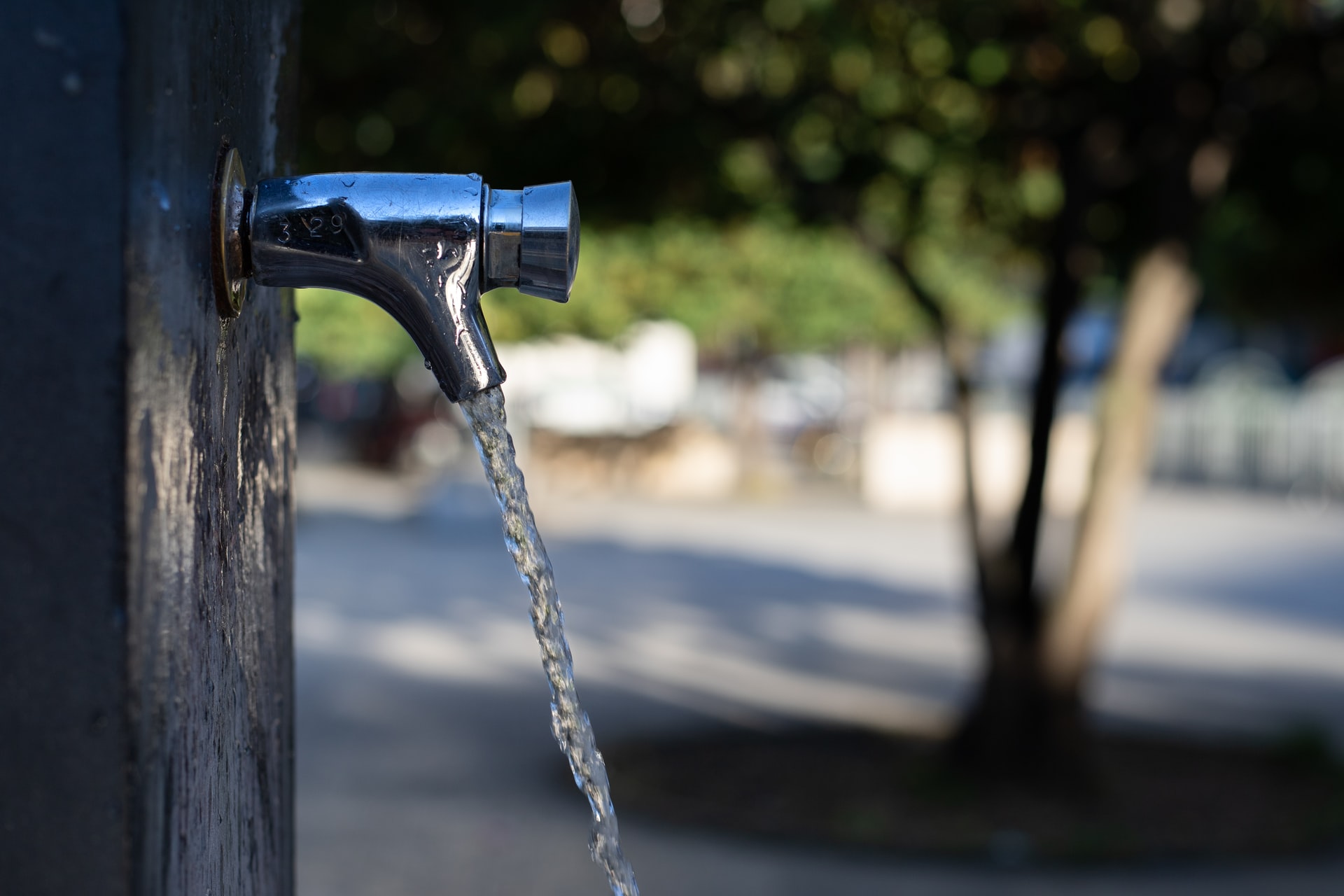 Acqua pubblica: a 10 anni dal referendum, cosa è stato fatto e cosa serve ancora