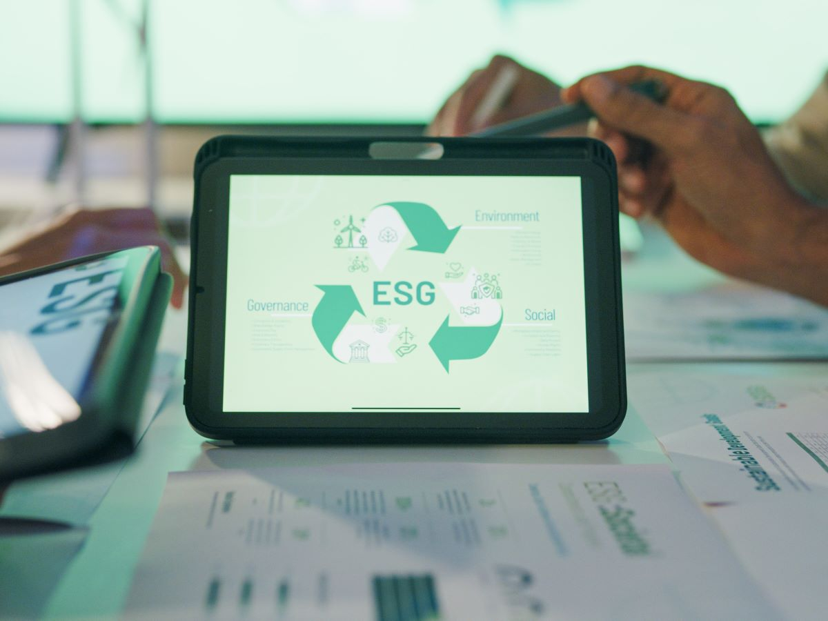 Calcolare il rating ESG delle imprese con l'intelligenza artificiale