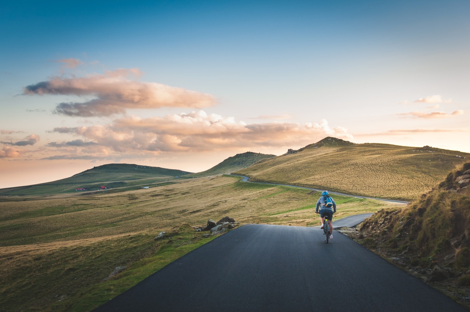 Cicloturismo, viaggiare con la bici è un trend