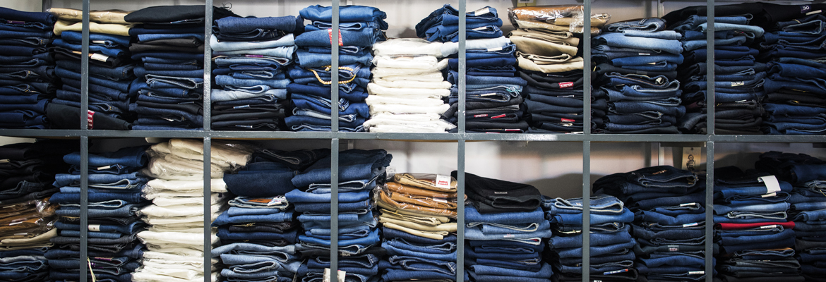 La contaminazione ha il colore dei blue-jeans