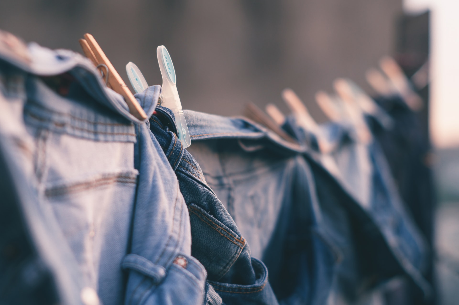 Moda sostenibile: il denim biologico e la rigenerazione dei tessuti Made in Italy